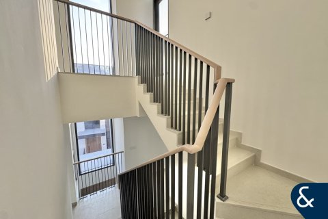 Townhouse in Mudon, Dubai 4 bedrooms, 253 sq.m. № 88378 - photo 14