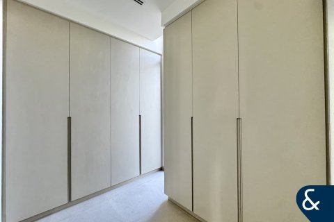 Townhouse in Mudon, Dubai 4 bedrooms, 253 sq.m. № 88378 - photo 8