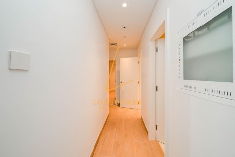 Снять в аренду квартиру в La Mer, Джумейра, Дубай: 2 спальни, 111м², № 100577 - фото 12