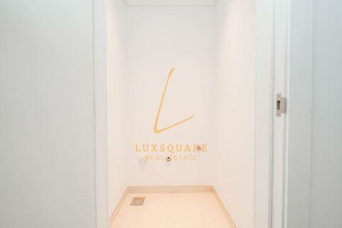 Снять в аренду квартиру в La Mer, Джумейра, Дубай: 2 спальни, 111м², № 100577 - фото 26