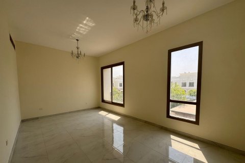 Villa in Al Sufouh, Dubai 4 bedrooms, 319.96 sq.m. № 134050 - photo 9