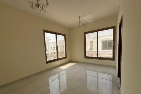 Villa in Al Sufouh, Dubai 4 bedrooms, 319.96 sq.m. № 134050 - photo 10
