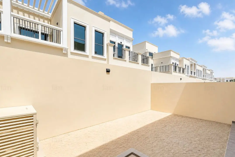 Townhouse in Damac Lagoons, Dubai 4 bedrooms, 206.32 sq.m. № 134049 - photo 8