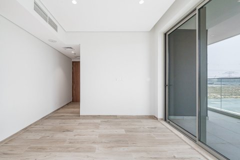 Apartment in Al Warsan, Dubai 4 bedrooms, 196.68 sq.m. № 134051 - photo 9