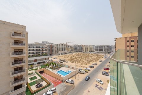Apartment in Al Warsan, Dubai 4 bedrooms, 196.68 sq.m. № 134051 - photo 4