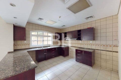 Maison de ville à Dubai Sports City, Dubai, 3 chambres, 199 m², № 24807 - photo 10