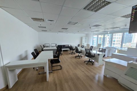 Снять в аренду офис в Бизнес-Бэе, Дубай: 77м², № 49713 - фото 10