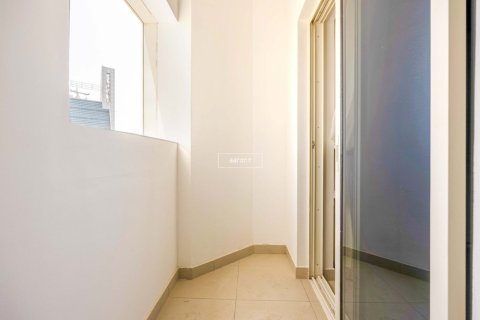 Apartment in Jumeirah Lake Towers, Dubai 2 bedrooms, 85.6 sq.m. № 49711 - photo 8
