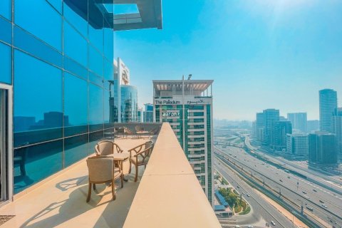 Apartment in Jumeirah Lake Towers, Dubai 4 bedrooms, 349 sq.m. № 49710 - photo 11