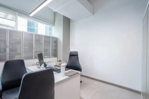 Снять в аренду офис в Бизнес-Бэе, Дубай: 151.4м², № 49715 - фото 7