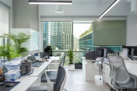 Снять в аренду офис в Бизнес-Бэе, Дубай: 151.4м², № 49715 - фото 1