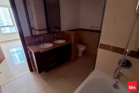 Снять в аренду квартиру в Даунтаун Дубай (Даунтаун Бурдж Дубай), Дубай: 1 спальня, 77.8м², № 113157 - фото 8