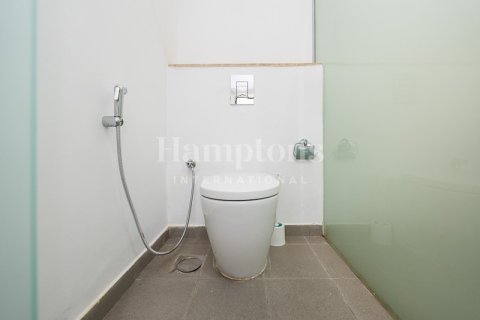 Снять в аренду виллу в DAMAC Hills (Akoya by DAMAC), Дубай: 5 спален, 639.91586400м², № 113149 - фото 18