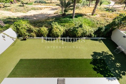 Снять в аренду виллу в DAMAC Hills (Akoya by DAMAC), Дубай: 5 спален, 639.91586400м², № 113149 - фото 22
