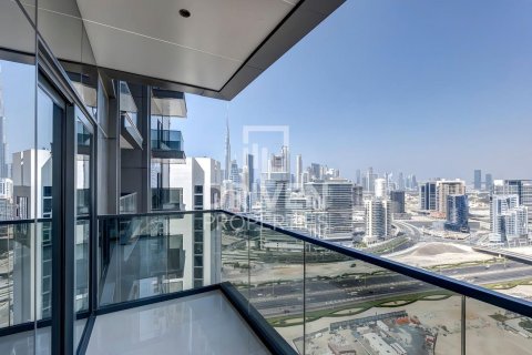 Apartment in Business Bay, Dubai 2 bedrooms, 125.98 sq.m. № 135645 - photo 7