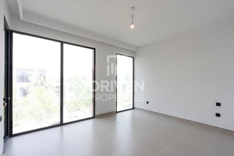 Villa in Harmony, Tilal Al Ghaf, Dubai 5 bedrooms, 545.16 sq.m. № 135653 - photo 8