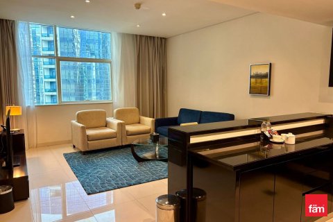 Apartment in Business Bay, Dubai 1 bedroom, 76 sq.m. № 23886 - photo 1