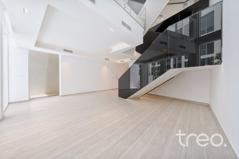 Townhouse in Al Barari, Dubai 4 bedrooms, 458.94 sq.m. № 123613 - photo 3
