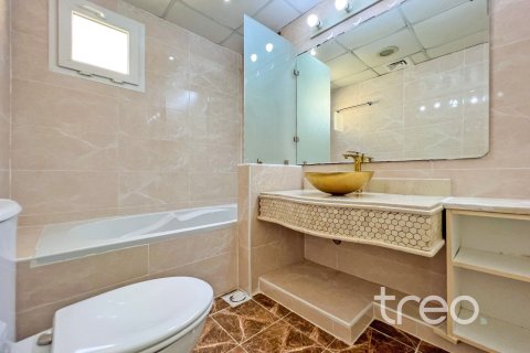 Villa à Meadows, Dubai, 5 chambres, 56.86 m², № 123616 - photo 7