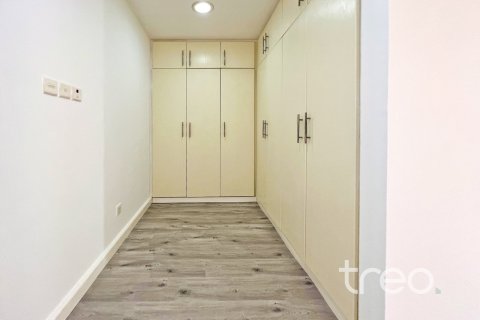 Villa à Meadows, Dubai, 5 chambres, 56.86 m², № 123616 - photo 26