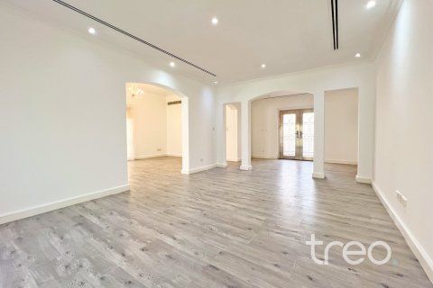 Villa à Meadows, Dubai, 5 chambres, 56.86 m², № 123616 - photo 5