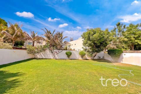 Villa à Meadows, Dubai, 5 chambres, 56.86 m², № 123616 - photo 15