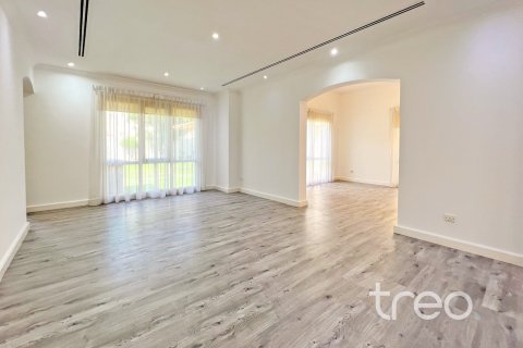 Villa à Meadows, Dubai, 5 chambres, 56.86 m², № 123616 - photo 8