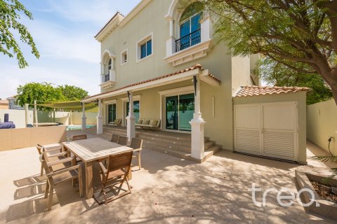 Villa à The Villa, Dubai, 5 chambres, 628.49 m², № 123612 - photo 3