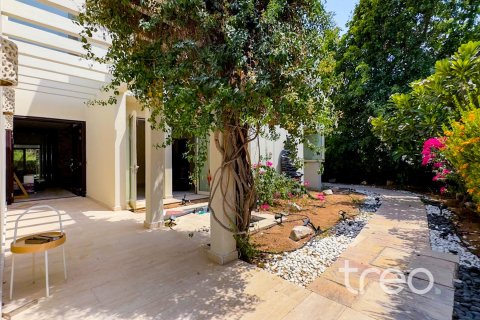 Villa in Saheel, Arabian Ranches, Dubai 5 bedrooms, 493.22 sq.m. № 123615 - photo 11