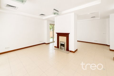 Villa in Saheel, Arabian Ranches, Dubai 5 bedrooms, 456.06 sq.m. № 123617 - photo 5