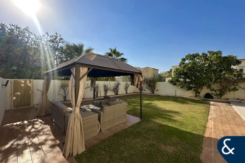 Villa en Springs 12, The Springs, Dubai, 3 dormitorios, 211 m², № 88665 - foto 3