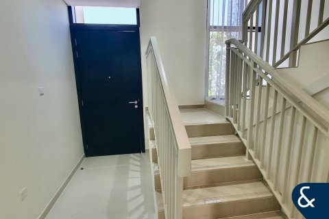 Villa in DAMAC Hills (Akoya by DAMAC), Dubai 3 bedrooms, 253 sq.m. № 88661 - photo 8