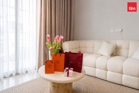 Apartment in Business Bay, Dubai 3 bedrooms, 179.5 sq.m. № 133331 - photo 6