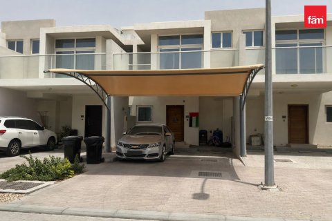 Townhouse in Dubai 3 bedrooms, 112.2 sq.m. № 139596 - photo 2