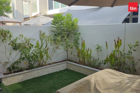 Townhouse in Dubai 3 bedrooms, 112.2 sq.m. № 139596 - photo 4