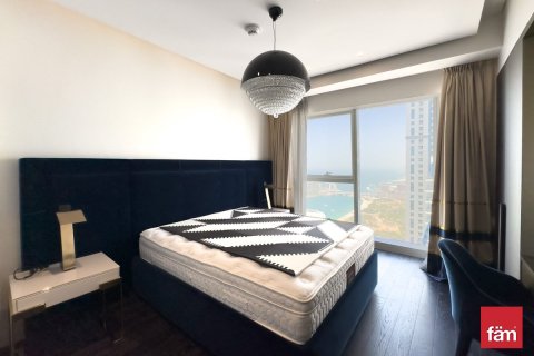 Apartment in Dubai Marina, Dubai 4 bedrooms, 232.2 sq.m. № 139590 - photo 13