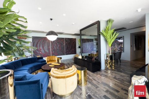 Apartment in Dubai Marina, Dubai 4 bedrooms, 232.2 sq.m. № 139590 - photo 17