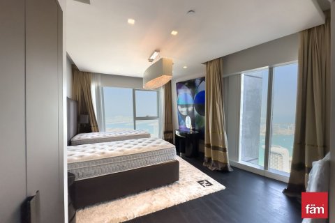 Apartment in Dubai Marina, Dubai 4 bedrooms, 232.2 sq.m. № 139590 - photo 12