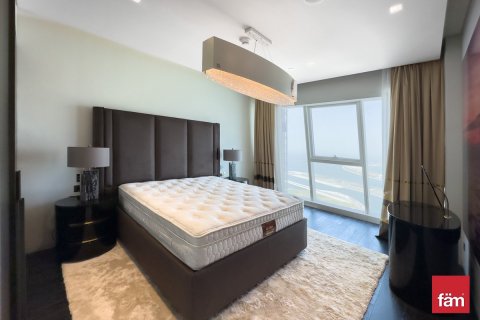 Apartment in Dubai Marina, Dubai 4 bedrooms, 232.2 sq.m. № 139590 - photo 14