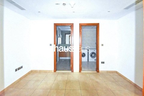 Apartment in Marina Residences, Palm Jumeirah, Dubai 3 bedrooms, 256 sq.m. № 44018 - photo 15