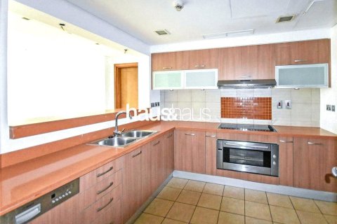 Apartment in Marina Residences, Palm Jumeirah, Dubai 3 bedrooms, 256 sq.m. № 44018 - photo 5