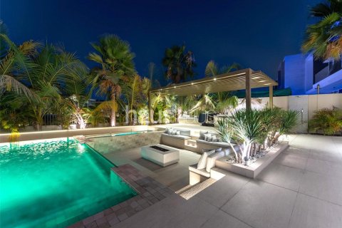 Villa en Golf Place, Dubai Hills Estate, Dubai, 6 dormitorios, 793 m², № 44015 - foto 29
