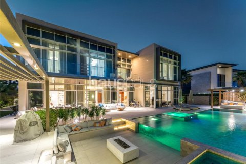 Villa en Golf Place, Dubai Hills Estate, Dubai, 6 dormitorios, 793 m², № 44015 - foto 1