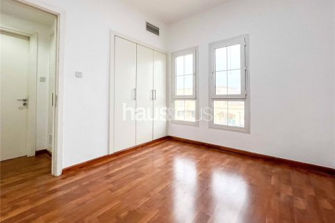 Villa in The Springs, Dubai 3 bedrooms, 210 sq.m. № 44019 - photo 13