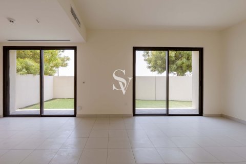 Adosado en EMAAR South, Dubai South (Dubai World Central), Dubai, 4 dormitorios, 311 m², № 124172 - foto 2