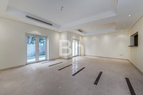 Снять в аренду таунхаус в Al Furjan, Дубай: 3 спальни, 224м², № 22211 - фото 14