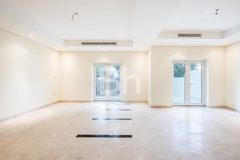 Снять в аренду таунхаус в Al Furjan, Дубай: 3 спальни, 224м², № 22211 - фото 15