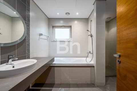 Снять в аренду таунхаус в Al Furjan, Дубай: 3 спальни, 224м², № 22211 - фото 16
