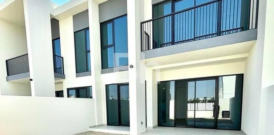 Maison de ville à Town Square, Dubai, 3 chambres, 179 m², № 22186