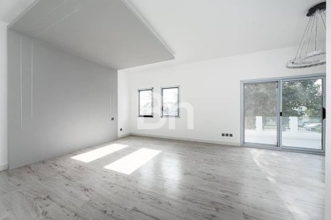 Снять в аренду виллу в Дубае: 6 спален, 736м², № 22188 - фото 17